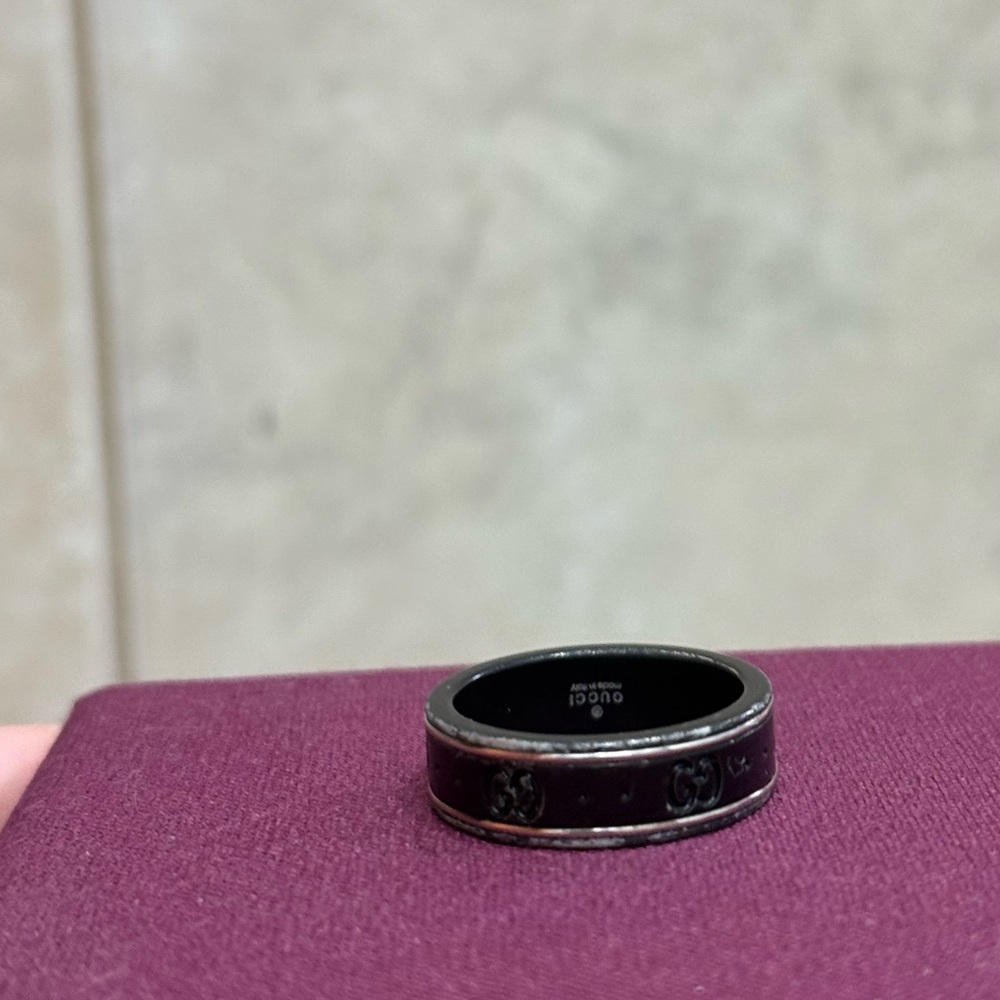 Gucci Icon Thin Band Ring – White Gold – Size 20 (Approx. US 9) - Picture 2 of 3